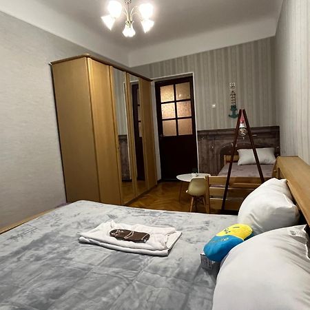 ArArAt-DESYATINNAYA Hostel KIEV Exterior foto