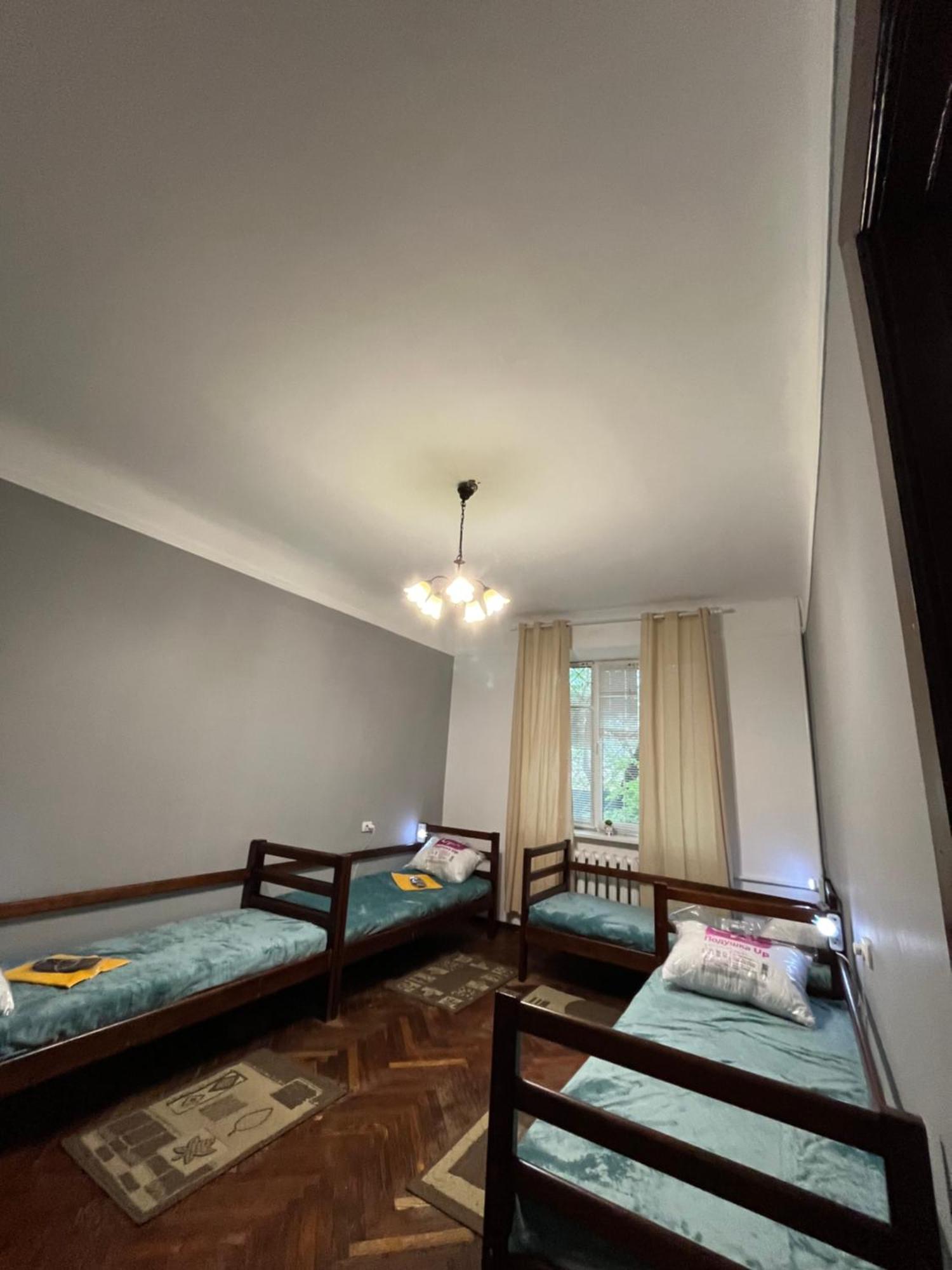 ArArAt-DESYATINNAYA Hostel KIEV Exterior foto