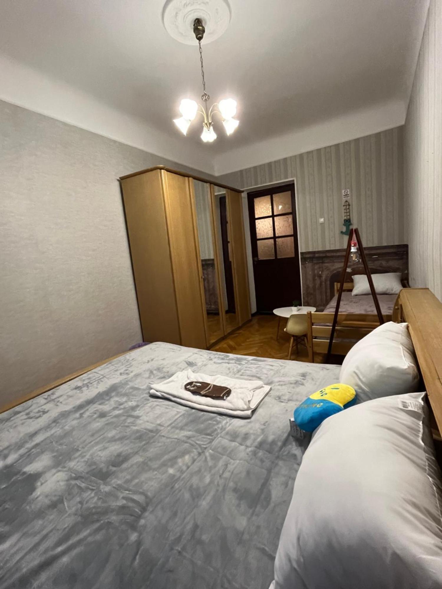 ArArAt-DESYATINNAYA Hostel KIEV Exterior foto